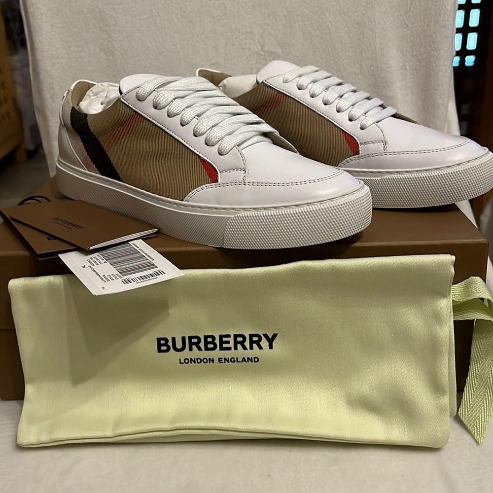 Burberry brand new women sneakers